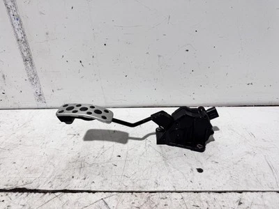 Toyota 86 Accelerator Pedal ZN6 04/2012-09/2016 - image 1 of 4
