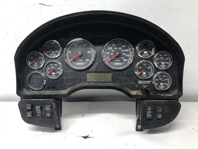 Grupo de velocímetro International PROSTAR 2014-2018 - usado | P/N 6112212C92 Foto 1 de 4