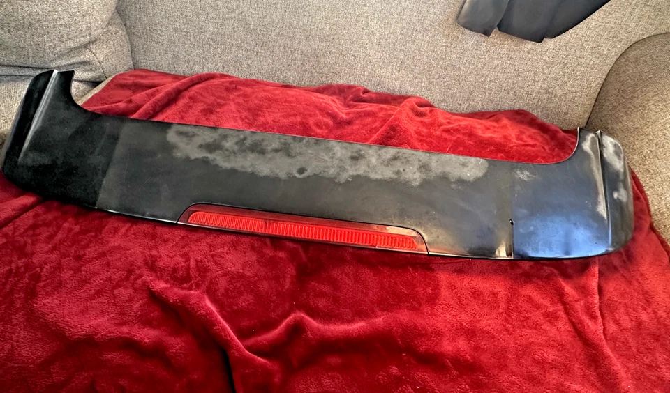 Rear Spoiler Ebony Black EB Fits 16-20 SORENTO 838973 OEM faded  - Image 1 of 4