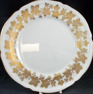 Castleton GOLDEN MOMENT Dinner Plate GREAT CONDITION - Picture 1 of 4