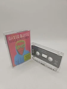DAVID BOWIE HALLO SPACEBOY CASSETTE TAPE 1996 + HYPE STICKER (EX CONDITION) RARE - Picture 1 of 9