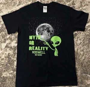 Roswell New Mexico Alien ' Myth or Reality' Gildan T-Shirt Medium NEW Graphic - Picture 1 of 6
