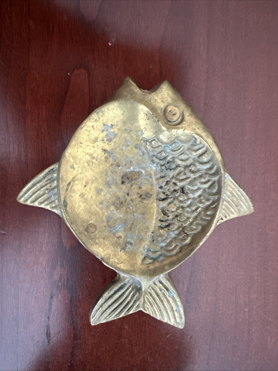 VINTAGE FISH ASHTRAY 真鍮 ヴィンテージ 熱帯魚 VINTAGE FISH ASHTRAY 真鍮 ヴィンテージ 熱帯魚