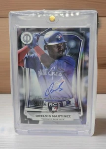 2025 Topps Tribute- Orelvis Martinez Inauguration Auto /99 GREEN RC Blue Jays - Picture 1 of 5