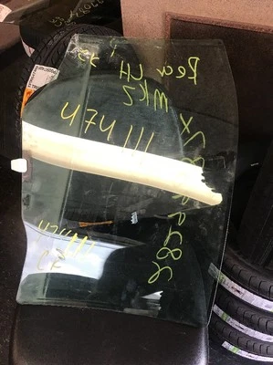 Lincoln MKZ 2007 2008 2009 2010 2011 2012 ventana puerta vidrio lado del conductor trasero Foto 1 de 2