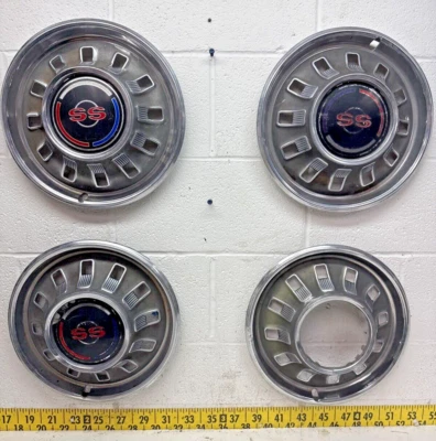 Chevrolet Impala SS 1967 juego de 4 tapacubos de 14"" cubiertas de rueda (5523)  Foto 1 de 4