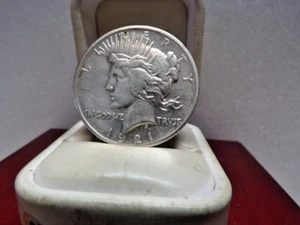 KEY DATE 1921 SILVER PEACE DOLLAR # C 2296 - Picture 1 of 4
