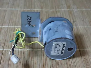 SHARP VZ-3000 MONSTER BOOMBOX PARTS: TURNTABLE / TONEARMS MOTOR. BFJ2B52. - Imagen 1 de 4