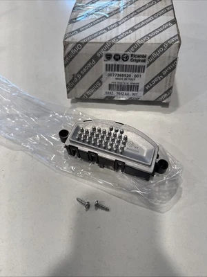 Nuevo Mopar 68429642AA Soplador HVAC Motor Resistencia 2020-2022 Ram Promaster City 2.4 Foto 1 de 4