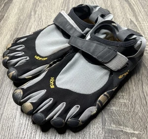 Vibram FiveFinger M1485 KSO Shoes Barefoot Black Gray Men's Size 10.5 EU 44 - Picture 1 of 11