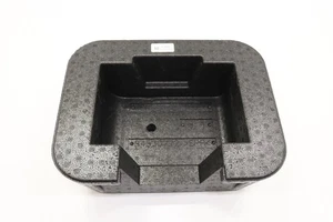 2020 -2025 CADILLAC XT4 EMERGENCY TIRE WHEEL AIR COMPRESSOR CONTAINER HOLDER OEM - Bild 1 von 12