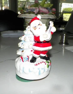 FIGURA MUSICAL JOSEF ORIGINAL NAVIDAD SANTA Y ÁRBOL - Imagen 1 de 7