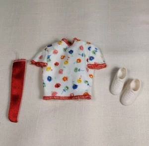 VTG Mattel Barbie My First Easy On Fashions Red Workout Top w/ Shoes 7919 - Picture 1 of 7