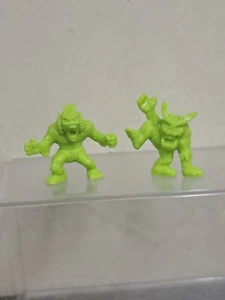 Vtg Monsters in My Pocket Series 1 1990s HobGoblin #23 Windego #24 Olive Green - Picture 1 of 6