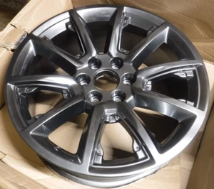 OEM 2015-2020 Chevrolet GMC Tahoe Sierra Suburban Silverado 22" Wheel Rim 5696 - Picture 1 of 6