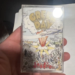 Dookie by Green Day (Cassette, 1994) - Picture 1 of 2