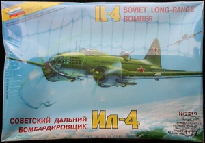Zvezda 1:72 Ilyushin Il-4 #7219 - Picture 1 of 2