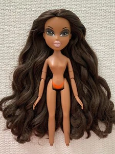Bratz Girl Body Model da Wintertime Sasha Figure Collezione Fashion Doll Giocattolo - Foto 1 di 8