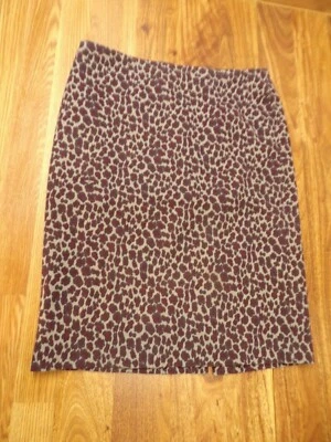 Юбка TALBOTS 12 с анималистическим принтом на подкладке сзади на молнии и разрезе женская - Изображение 1 из 4