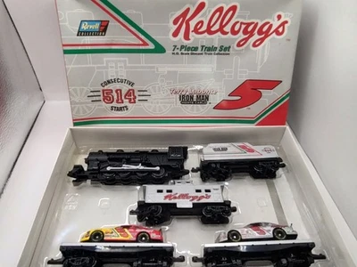 Terry Labonte #5 Kellogg's Iron Man Revell Collection 7 PC HO Train Set 1996 - Image 1 of 4