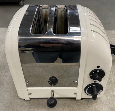 Tostadora Dualit 2 rebanadas con bandeja para migas extraíble en cromo/blanco 27165 D2VMH EE. UU. Foto 1 de 4