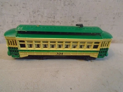 bachmann n scale trolley green yellow 304 no trolley poles not tested or service - Image 1 of 3