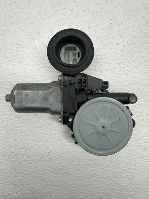 Двигатель стеклоподъемника переднего левого борта 04–06 LEXUS RX330 07–09 RX350 85720-AE020 от оригинального производителя - Изображение 1 из 4