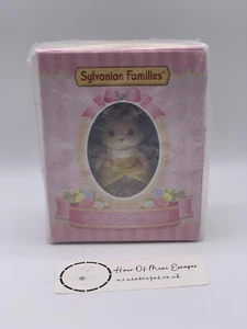UK Seller Sylvanian Families Fan Club Limited Dress Caramel Dog Girl NEW Japan - Picture 1 of 2