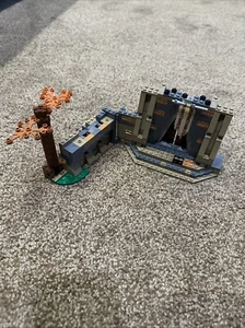 LEGO Star Wars: Battle on Takodana (75139)- Incomplete Nice Castle Parts Lot MOC - Picture 1 of 5