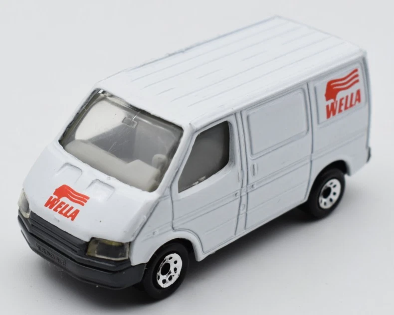 Matchbox Superfast Ford Transit Wella bianco. 1:63. Made in China - Immagine 1 di 4