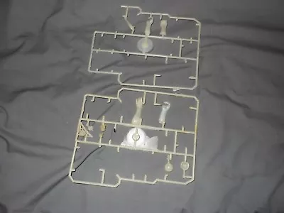 Large lot of vintage aurora monster model parts as is - Image 1 of 4