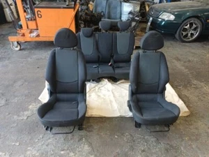 SMART FORFOUR PASSION RIGHT HAND DRIVE 5 Door 2006 WHOLE SET OF SEATS - Picture 1 of 8