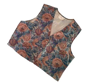 Vintage Brand: Image - Floral Women's Polyester Button Up Cottage Core Vest - Picture 1 of 3