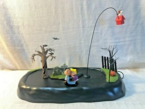 Peanuts Department 56 Scary Walk Animated Scene Halloween Figurine 4023623 - Picture 1 of 6