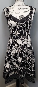 Nine West Mini Dress Womens Size 4 Black White Floral Sleeveless V Neck Back Zip - Picture 1 of 9
