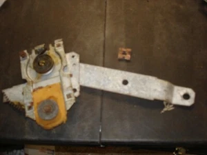 1966-1967 CUTLASS GTO GS SKYLARK 2 DR POST LH DRIVER REAR WINDOW REGULATOR GM OE - Picture 1 of 2