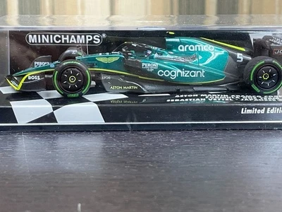 ASTON MARTIN - F1 AMR22 TEAM ARAMCO COGNIZANT N 5 JAPÓN GP 2022 SEBASTIAN Foto 1 de 2