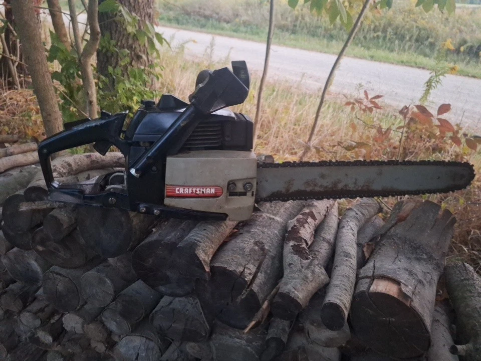 Vintage Craftsman Chainsaw 3.7 OEM Model 358.356091/Poulan Counter vibe  - Image 1 of 4