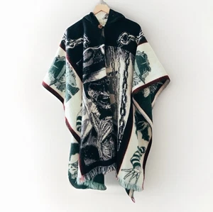 Freddy Krueger Nightmare Woven Poncho - Bild 1 von 5