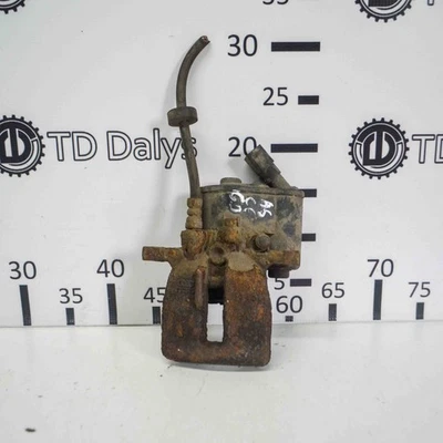 Soporte freno trasero izquierdo audi a6 4f2, c6 2.0 diésel 125kw 2010 11516979 Foto 1 de 4