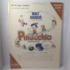 Walt Disney's Pinocchio Souvenir Album Sheet Music, All The Songs Bourne Co 1945 - Picture 1 of 2