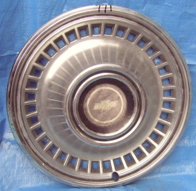 RF771 1971 1972 Chevrolet Chev Chevy Hubcap Hub Cap Wheel Cover 15" - Image 1 of 4