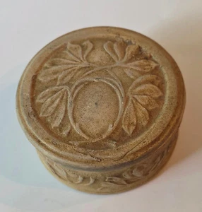 Rare Vintage Bisque Trinket Box Floral Design ITALY - Picture 1 of 7