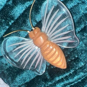 Vintage Lucite Wood Carved Brooch Pin Butterfly Moth Bug Insect Large - Picture 1 of 6