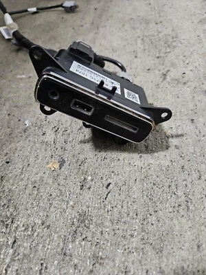 2012-2017 DODGE DURANGO CONSOLE CENTRAL FIAÇÃO USB CARTÃO SD PORTA AUX CENTRO DE MÍDIA - Imagem 1 de 3