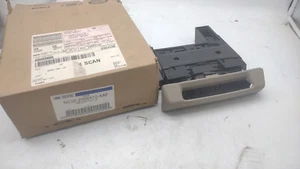 NOS Genuine Ford 5C3Z-2504810-AAF 05-07 F250 F350 Super Duty dash ash tray SKUE - Picture 1 of 1