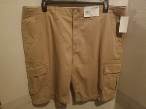 Arizona Men's Flex Classic Tan Khaki Cargo Shorts Inseam 10.5 in - Size 42 - NWT - Picture 1 of 2