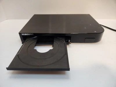 Samsung BD-F5700 High Definition Blu-Ray DVD Player HDMI 1080p Tested No Remote - Image 1 of 4