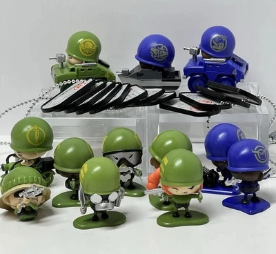 MGA Impresionante Lote de Soldados de Juguete Pequeños Verdes Hombres - 12 Figuras de Hombres del Ejército / 12 Etiquetas de Perro Foto 1 de 4