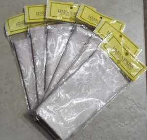 Dinner Napkins 6 Sets Damask Beige 13.5"x13.5" Polyester Vintage Greenbrier - Picture 1 of 4